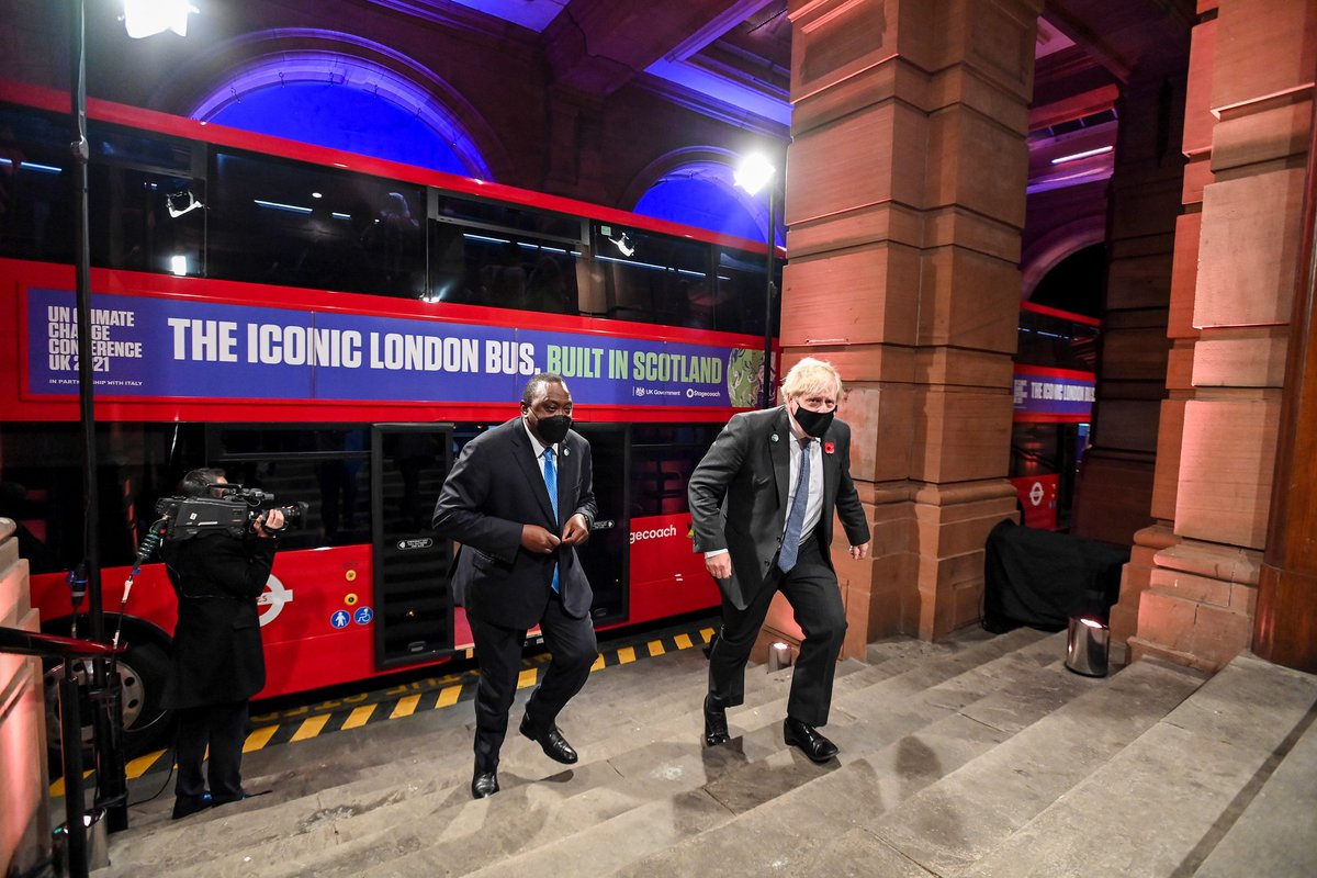 OliverMathenge's tweet image. Last night: A London red bus drops Prime Minister Johnson and President Kenyatta at a #COP26 reception at the Kelvingrove Art Gallery, Glasgow.
At the reception, the Queen told leaders to act &quot;for our children and our children&apos;s children&quot; &amp;amp; &quot;rise above the politics of the moment&quot;