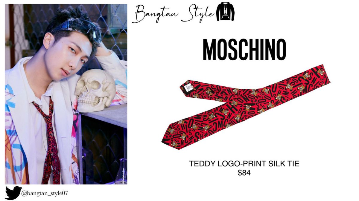 Bangtan_Style07's tweet photo. 2022 SEASON'S GREETINGS

[ Alexander McQueen, David Stone, Moscot, Moschino ]

#JHOPE #JUNGKOOK #JIN #RM #BTS @BTS_twt https://t.co/jhducgq2gF