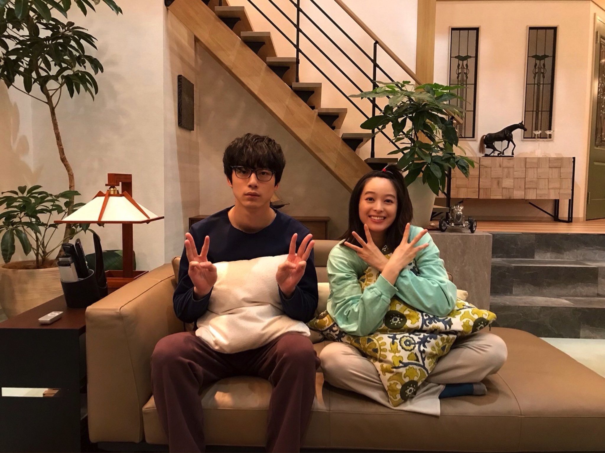 ドラマ　ハンオシ　清野菜々着用　ローズバッド　MA-1  ジャケット　コート ドラマ ハンオシ 清野菜々着用 ローズバッド MA-1 ジャケット