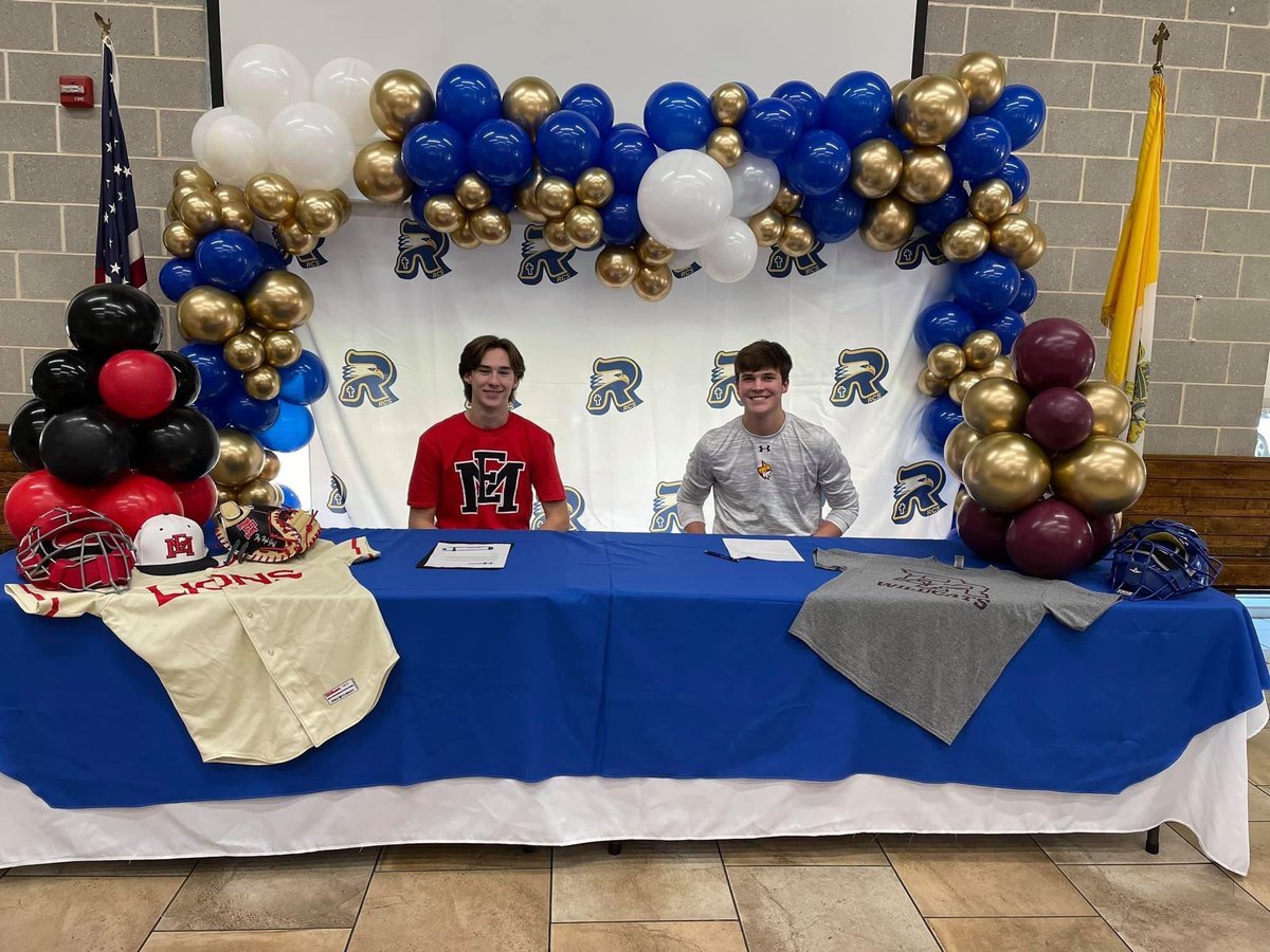 deep_reds's tweet photo. Proud of these 2 Reds! Congrats @joescarboroug16 and @schnoor_t  @EastMissBB @PRCC_Baseball https://t.co/cbwA33xZD9