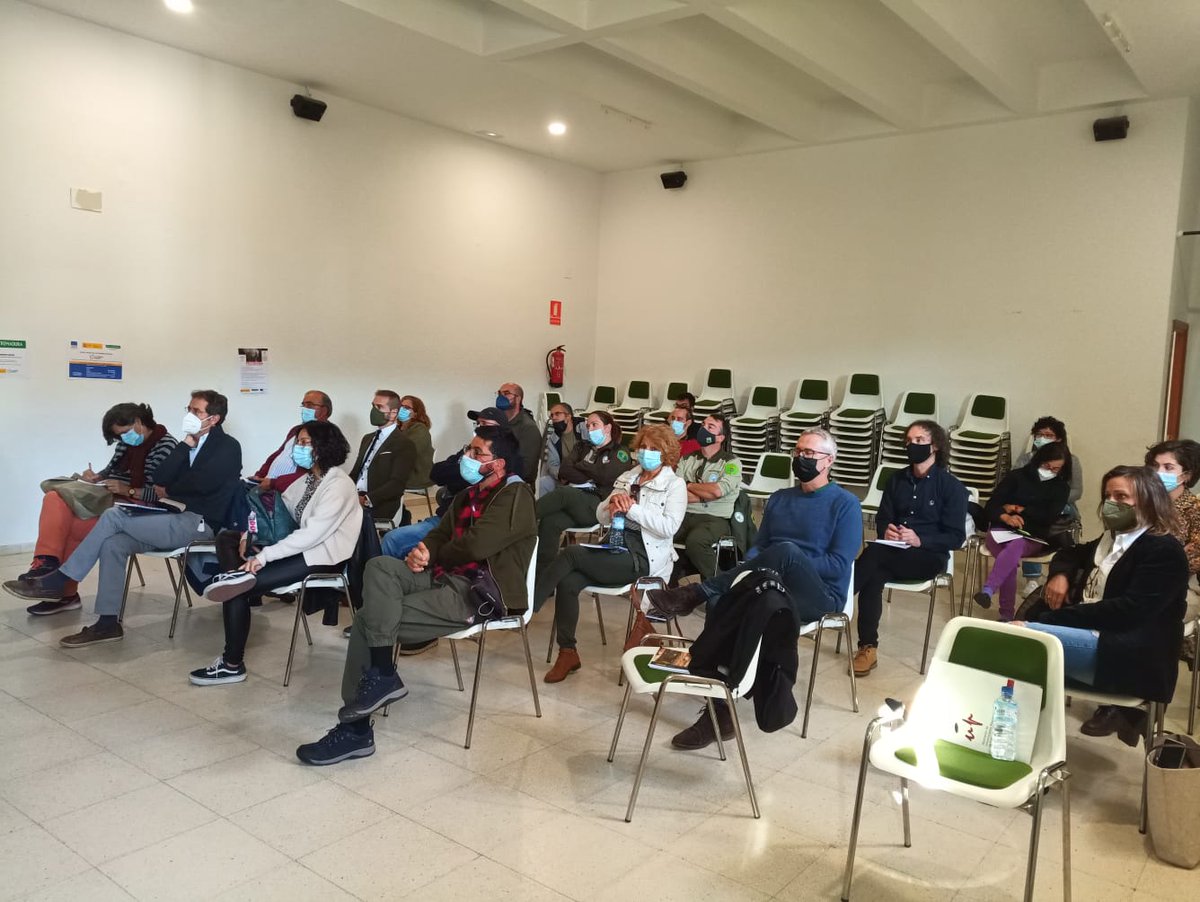 goresinex's tweet photo. El pasado 28/10 la Casa de la Cultura de Gata acogía la Jornada divulgativa de comunicación del proyecto “Transferencia de conocimientos, profesionalización e innovación en el Sector Resinero Extremeño” 

#resinex #goresinex #resina #Sierradegata #Extremadura https://t.co/E24Y1c82Sj