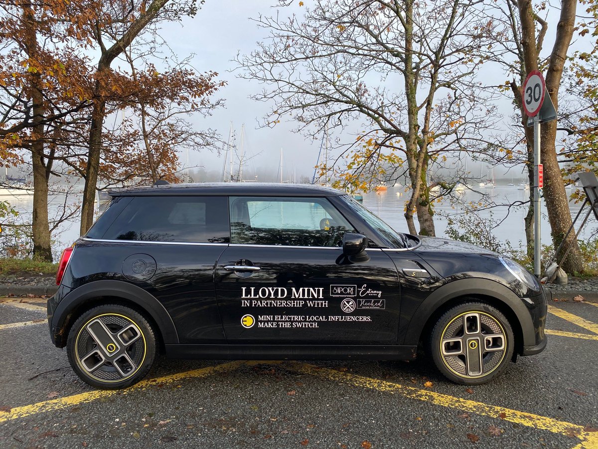 LloydMINI's tweet photo. Our #MINIElectric is on its way to the team at @urbanfoodhouse @HookedWindermer @sapore_kendal and @EstuaryGrange as part of our #LloydMINILocalInfluencers series. Doesn't she look fabulous?  ⚡🔌 

#ElectricDriving #MaketheSwitch https://t.co/bn8z6qDIsp