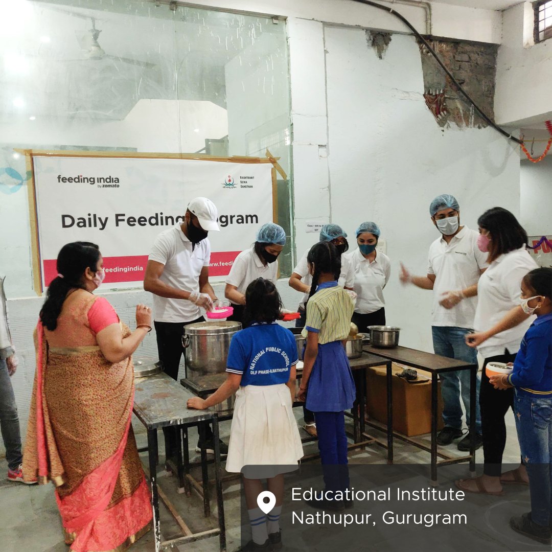 deepigoyal's tweet photo. Instead of gifting sweets and presents to each other, we wanted to once again experience the joy of giving back to the society (something the pandemic hasn't allowed us to do for a while). https://t.co/6aZbTwiZah