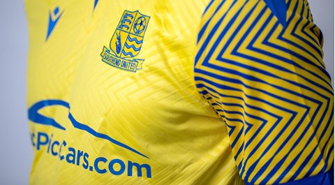 SouthendBrasil's tweet photo. 🇧🇷 BRASIL?
Esse é o nosso terceiro uniforme para a temporada 21/22 torcedor. Lembra muito uma seleção aí né pessoal? hahaha 😅. Lindíssimo !!! 🔵⚪🦐
#Bluss #SUFC #COYB https://t.co/F7Tw3h2BvK