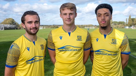 SouthendBrasil's tweet photo. 🇧🇷 BRASIL?
Esse é o nosso terceiro uniforme para a temporada 21/22 torcedor. Lembra muito uma seleção aí né pessoal? hahaha 😅. Lindíssimo !!! 🔵⚪🦐
#Bluss #SUFC #COYB https://t.co/F7Tw3h2BvK