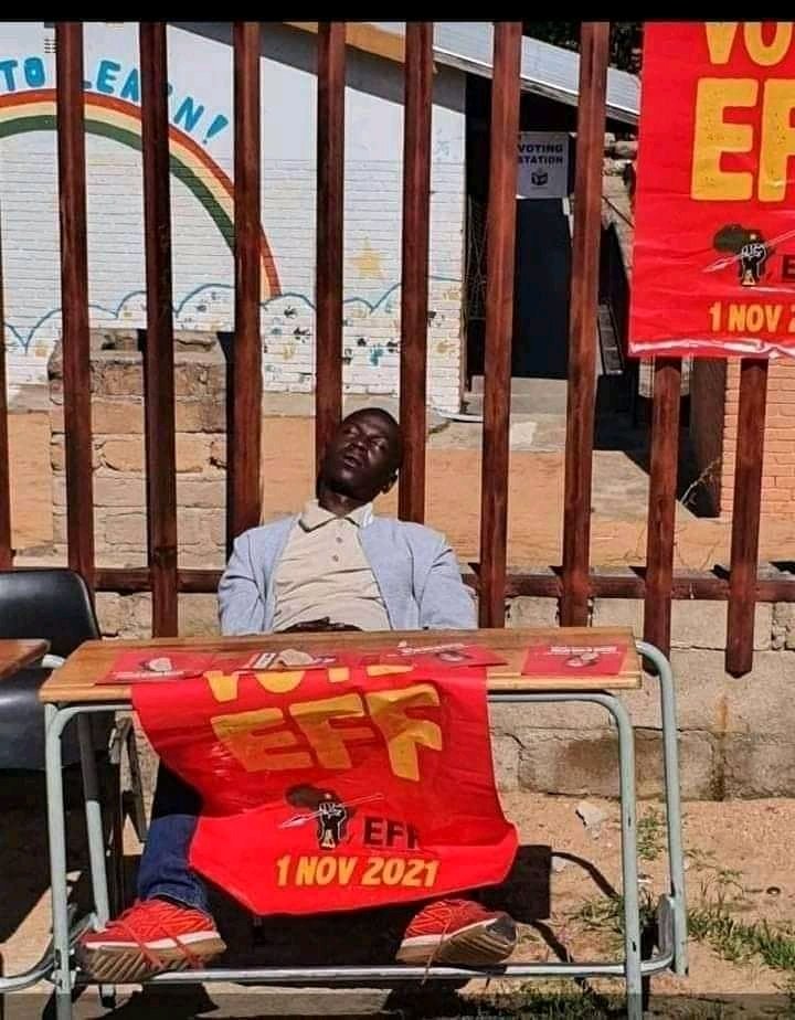 #ElectionResults2021
Ba ne ba ya go winner Jang ba dira dilo tse🚮