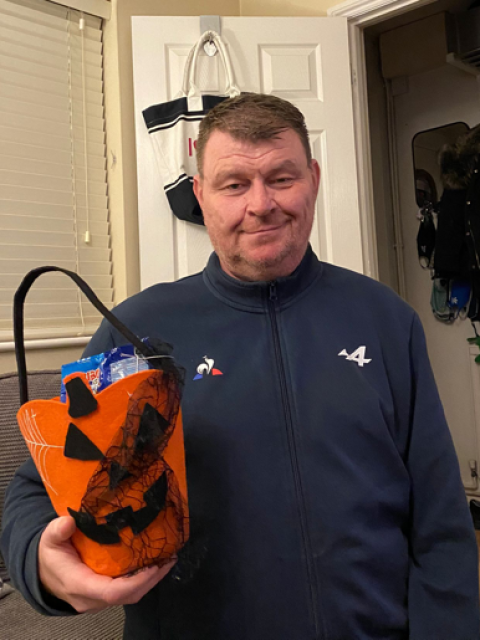 stellardelivery's tweet photo. Congratulations to our Halloween competition winners. Ian in Bicester & Paul in Bristol both correctly identified how many pumpkins were in the picture. Answer was 83. Thanks to everyone that entered. #StellarFun #Winners. #StellarDespatch same day #couriers, ready when you are! https://t.co/KiLAbu9b5v
