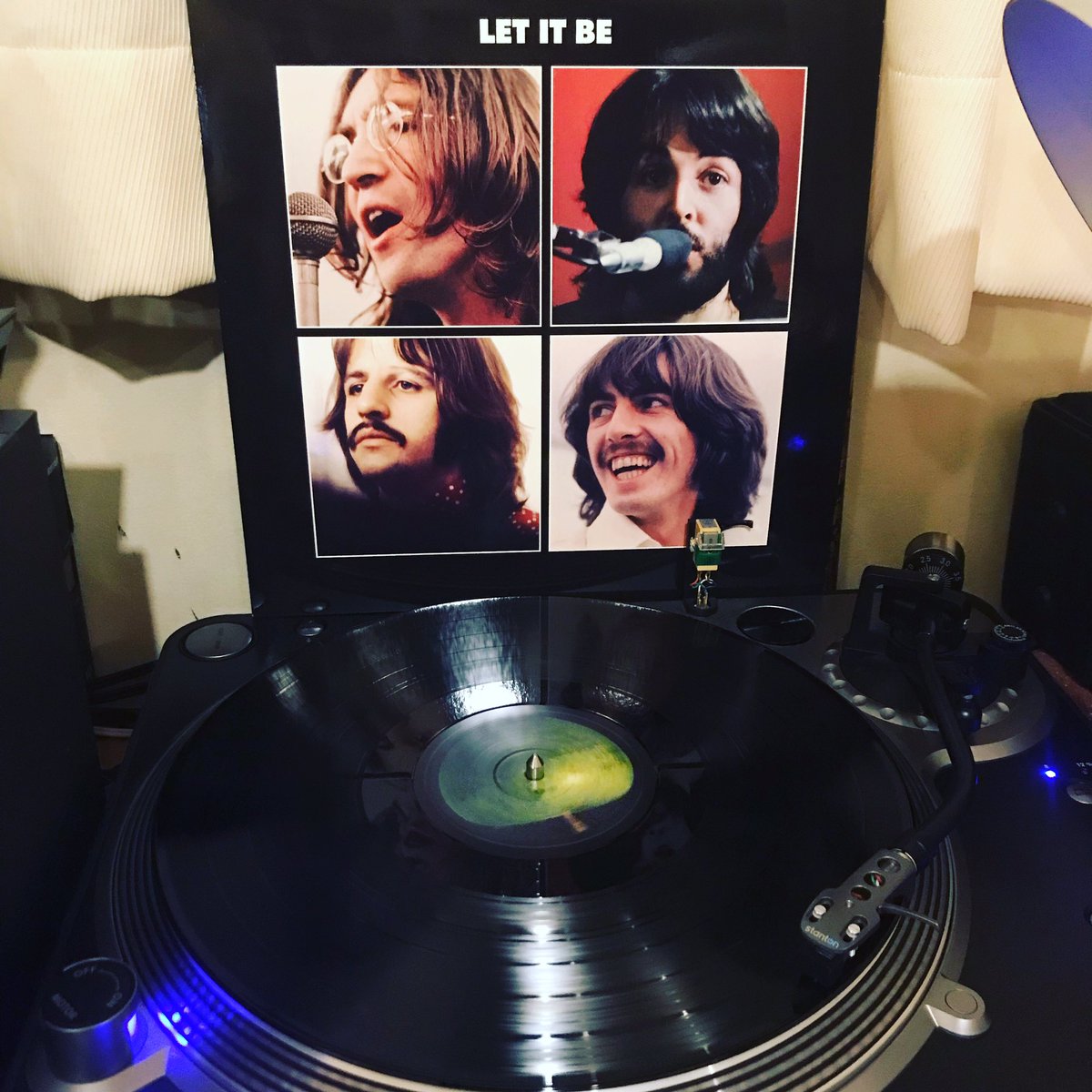 studiomog's tweet photo. 【今日のレコード】
#TheBeatles
#LetItBe
#2021release
#1970release https://t.co/wvlkLGrTZG