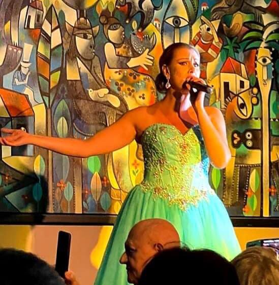 Maylucita's tweet photo. 🌐https://t.co/LTPbBcYf22
#maylu #mayluhernandez #caroentertainment #miamilive #miamidinner #miamiparty #culturacubana #miamishows #miamievent #show #music #miamimusic #cubanosporelmundo #casacuba #flamenco #latinshow #halloween #hellowenparty #helloween2021 https://t.co/y3wqLIhbr2