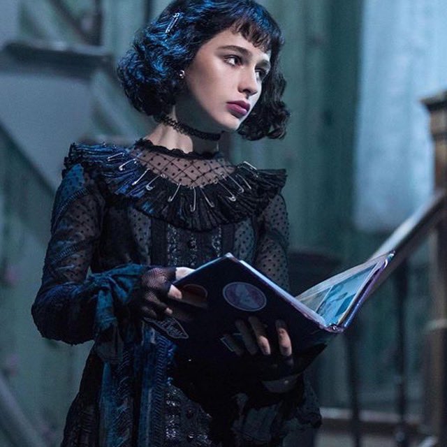 Lydia Deetz Supremacy ☠️🖤 
<a href="/SOPHIANNECARUSO/">Sophia Anne Caruso</a> #Halloween #BeetlejuiceBroadway