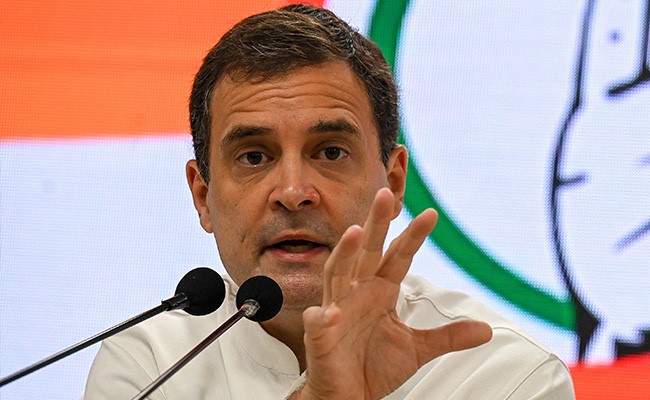 ndtvfeed's tweet photo. "Dear Virat... ": Rahul Gandhi On Rape Threats To Kohli's Daughter https://t.co/59aPNQ5av6 https://t.co/NRMhp2yUD9