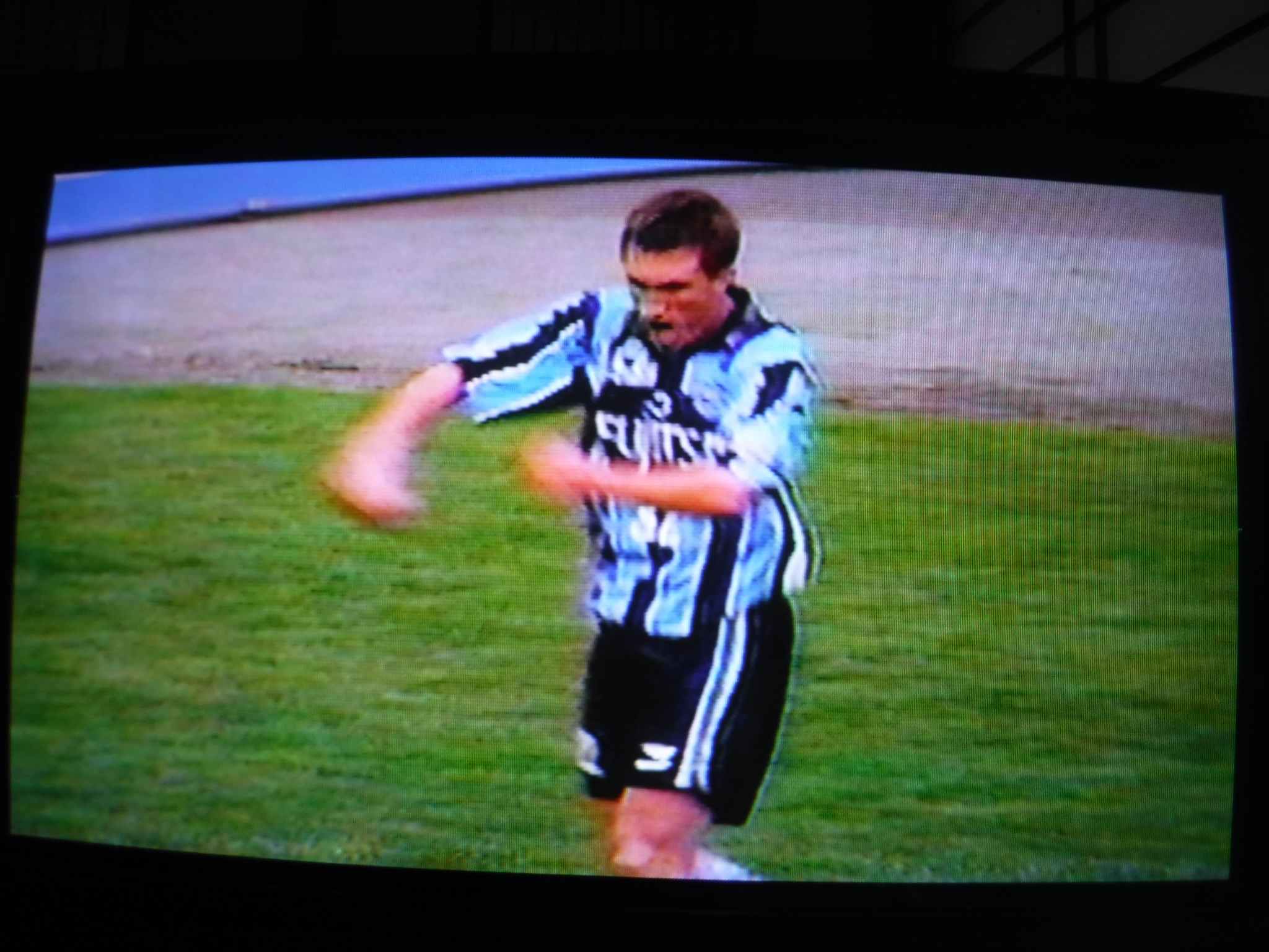 わんわん大佐 ハイライト映像の一部 ３ 同点弾を叩き込みガッツポーズしまくる 川崎フロンターレ のツゥット ソニー仙台 等々力での有終の美 T Co Rvart3fp9i Twitter