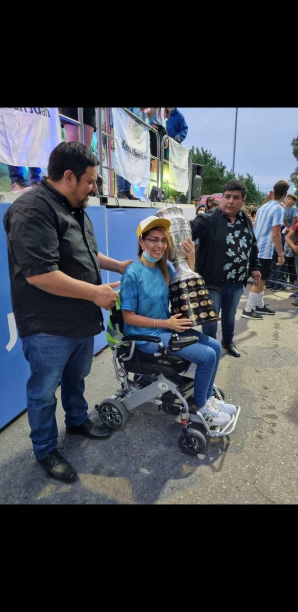 mathymerlo's tweet photo. La emoción y el cariño de la gente en San Juan con la presentación de la copa América es indescriptible. #gestiontapia https://t.co/GRYYKA2CQX