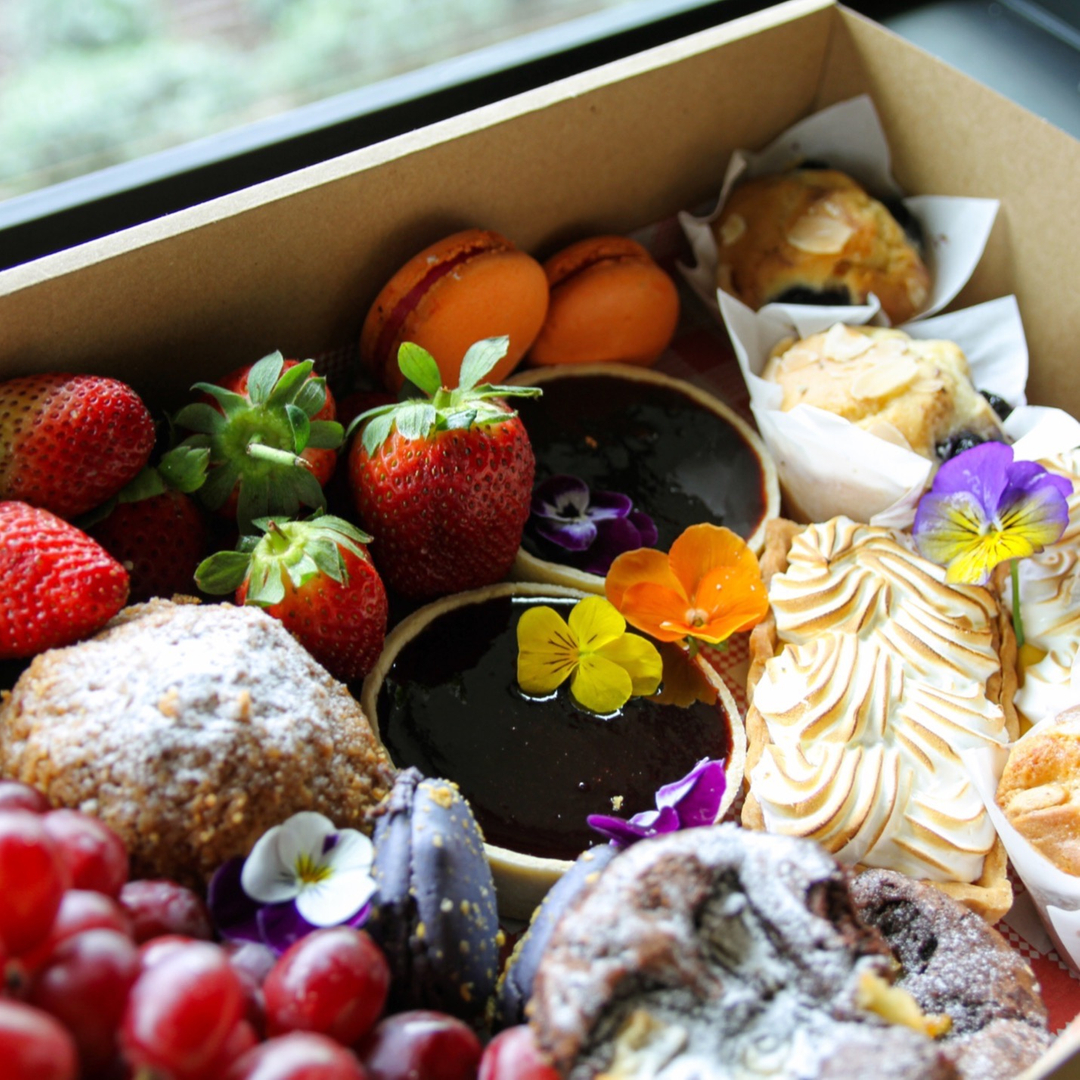 Need a mid-week #picnicmeup? There's still time to order a hamper for tomorrow. Link in bio