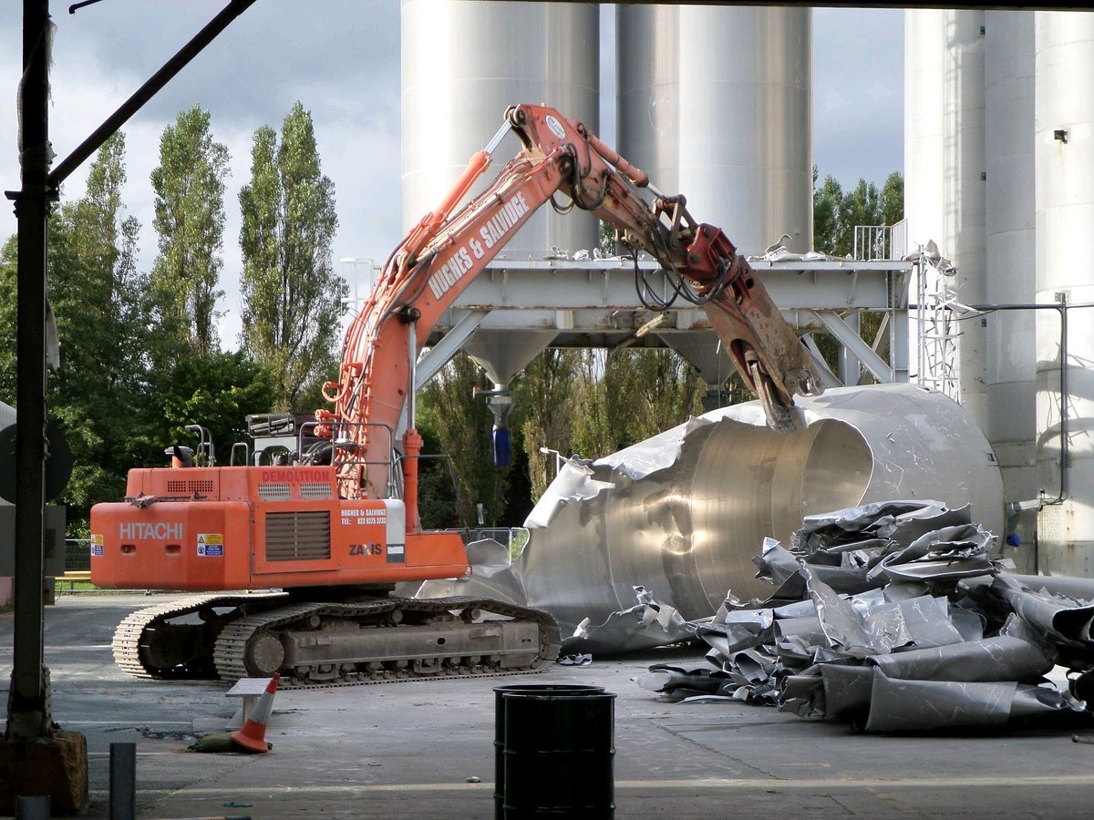 uk_demolition's tweet photo. 🟧 Demolition Machine Operator Vacancy 🟧

Due to an increase in project activity, Hughes and Salvidge are recruiting for a Demolition Machine Operator for a variety of projects across the country

Apply via our website 👇
https://t.co/vcryLCJvsf 

#ukdemolitionjobs #demolition https://t.co/5zErHy7IYR