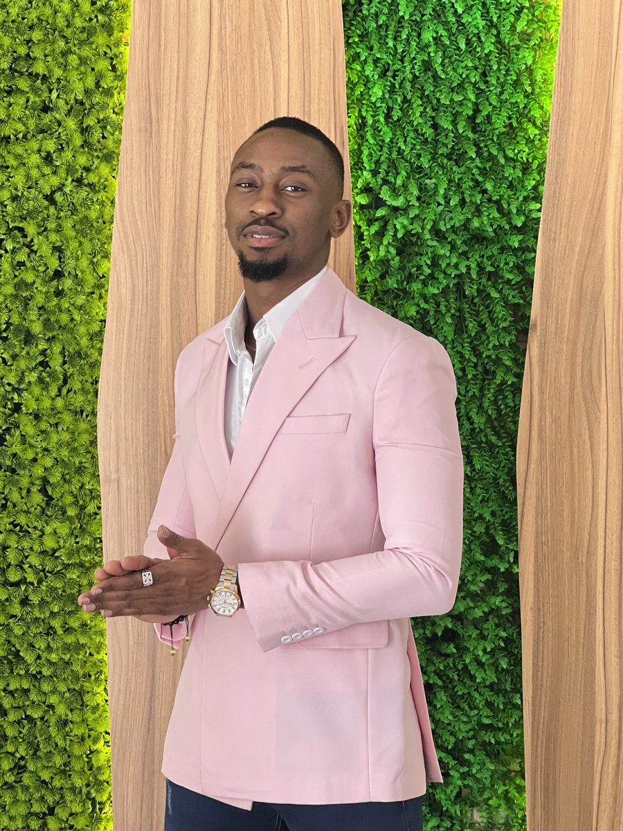 SagaDeolu's tweet image. Na Private Jet wey I no fit afford I wan Dey fly now