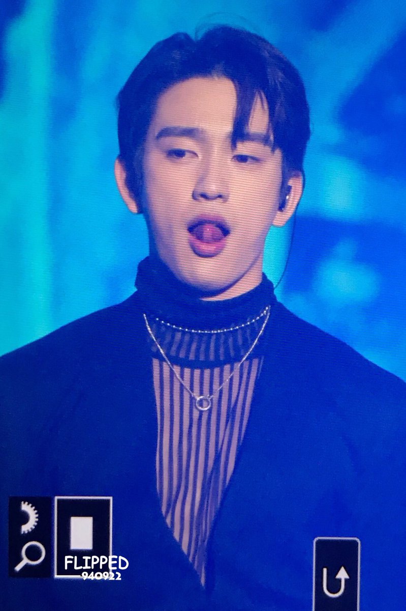 GOTEEZLOOKS's tweet photo. 211031 #SAN and 180921 #JINYOUNG  

#GOT7 #ATEEZ https://t.co/SZnGqJRJn1