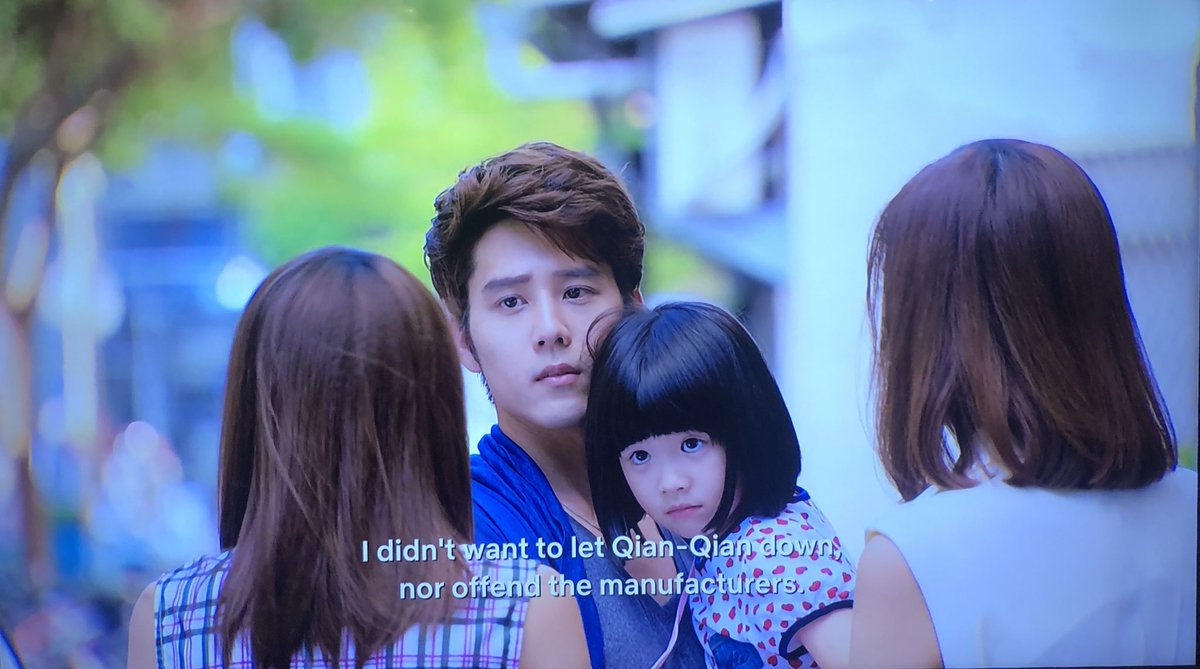 _Yoyae_'s tweet photo. อยากให้นางเอกงอนแล้วพระเอกง้อบ้างเลย 55555 ตอนท้ายจบเร็วไปหน่อย ไปติดเกาะไต้หวันมา โดนพระเอกตกไปอีกคน พี่เค้าน่ารักจังงง
#GeorgeHu #LoveAround https://t.co/1ttSfXo6Eu