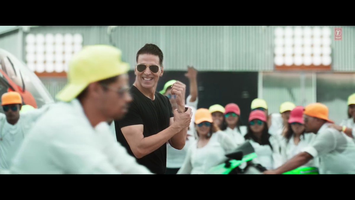 kumar3798's tweet photo. #AkshayKumar & #KatrinaKaif Chemistry in #Najaa Song from the magnum opus #Sooryavanshi wld give you #Fannah #HDKG Vibes
Both looking fit & adorable together
#Najaa ๐ฅ๐ฅ๐ฅ
#Sooryavanshi
#3DaysToSooryavanshi
@akshaykumar https://t.co/u31zeKosoC