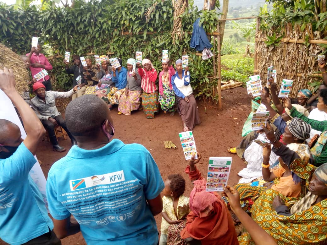 AfedemR's tweet photo. #Atelier d'#identification, et #sensibilisation sur la #mise_en_place_des_structures_de_paix.
.
.
@WFP and @AfedemR #SocialCohesion #Resilience
#SouthKivu #DRC @WFPDRC @BMZ_Bund @KfW_int https://t.co/XwHerqPfDt