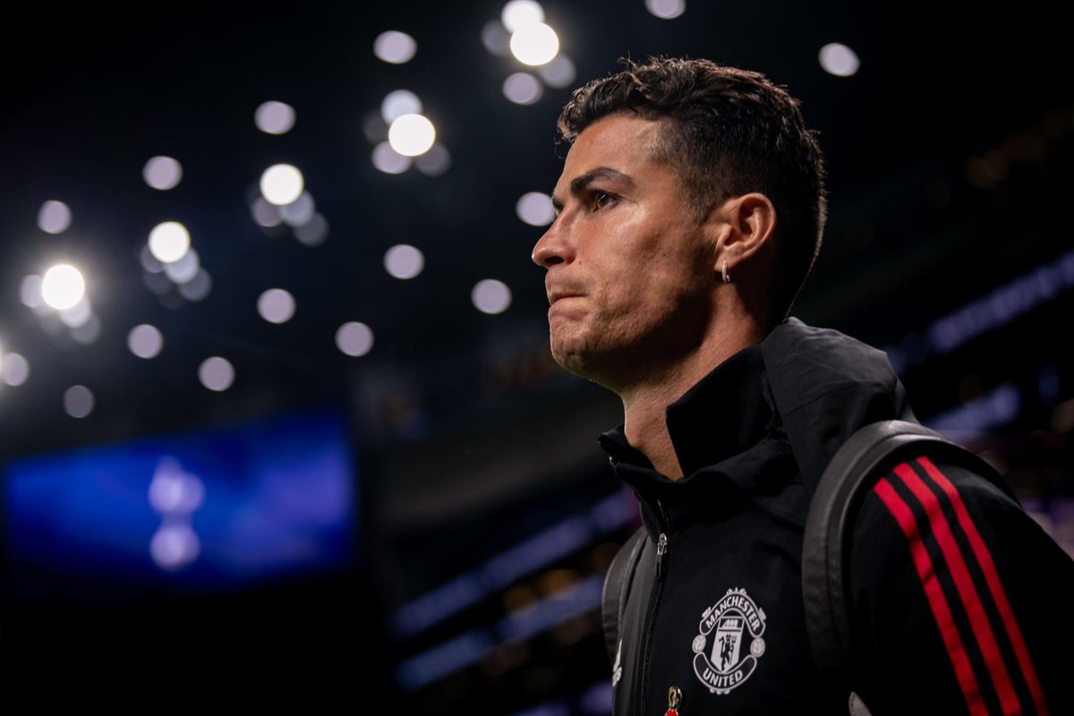 NoodleHairCR7's tweet photo. Friendly Reminder: The Greatest Player of All Time plays today 🐐 https://t.co/wE7jIm4YEM
