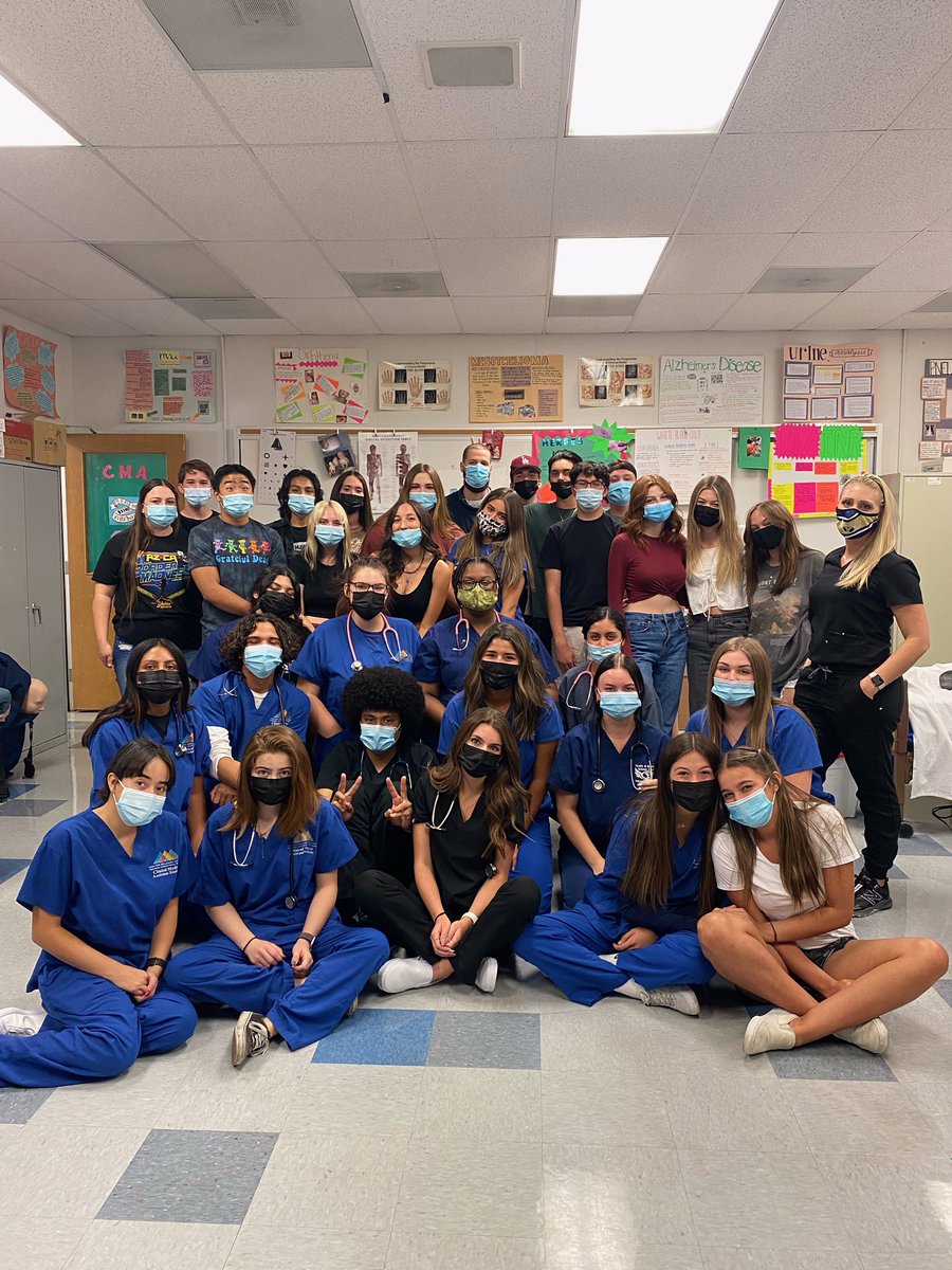 yhs_careerctr's tweet photo. YHS CMA &amp; EMR collaboration @CRYROP @YucaipaHigh https://t.co/PYG67CmmTo