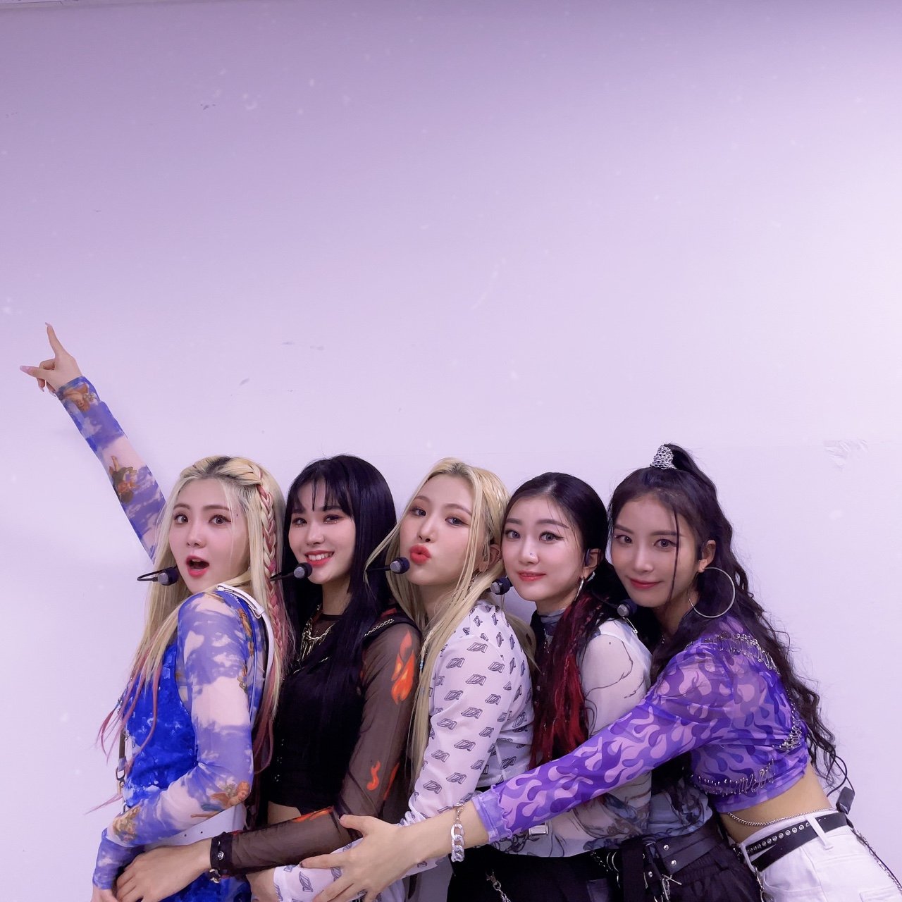 FDLLvgkagAA0K0x?format=jpg&name=large