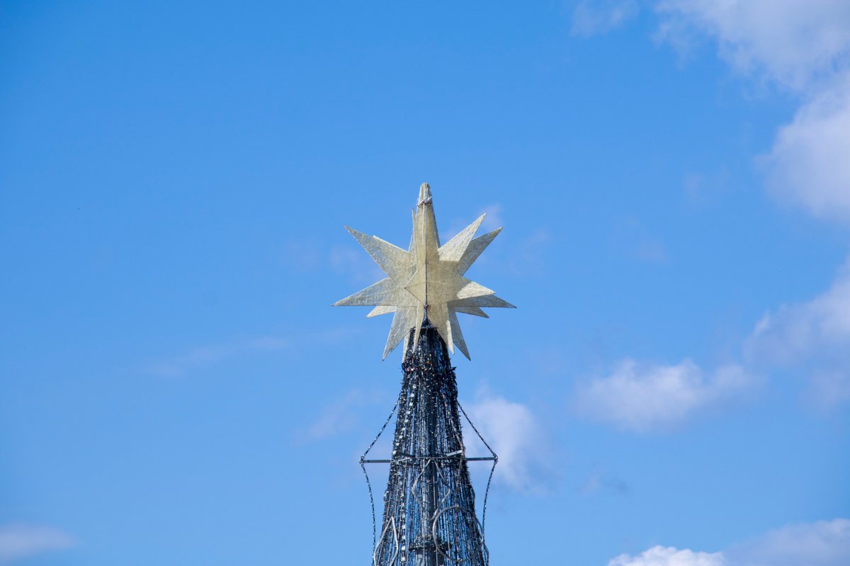 bihokupark's tweet photo. とうとう今週末、11月6日（土）に「備北イルミ」開幕です！
園内はもう秋までの様子とはまるで違い、イルミネーション使用の景色になっています。
オブジェが立ち並び、いったいどんな光になるのでしょうか…！
そわそわしてきました…！
#国営備北丘陵公園  #備北イルミ #カウントダウン #景色 https://t.co/IPQNIDgdmS