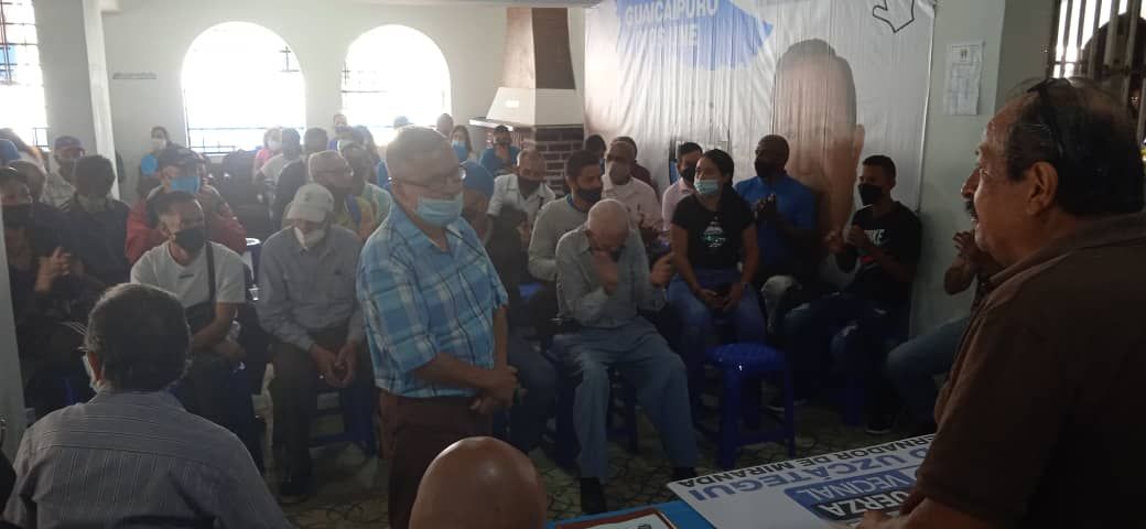DiarioAvance's tweet photo. Copeyanos piden votar por JL Rodríguez en la tarjeta de FV https://t.co/pBU0N8lBW9 https://t.co/mohmtpmzKy