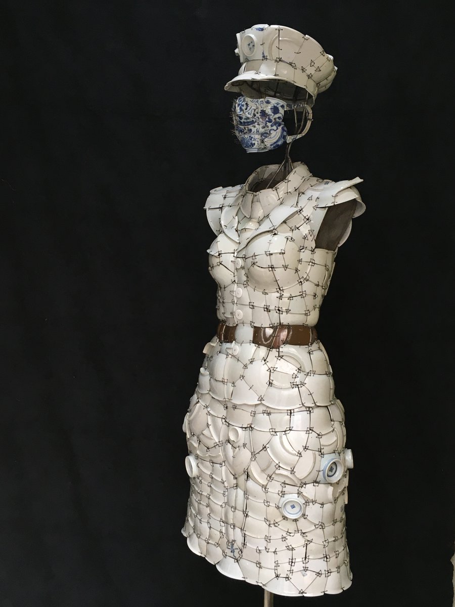 redgategallery8's tweet photo. Invitation 邀请函 | Li Xiaofeng - Porcelain Revival 遗珍返相——红门伴瓷裳李晓峰作品展 11月6日开幕! - https://t.co/M5O4v0eLuF https://t.co/bSPU59SFQ8