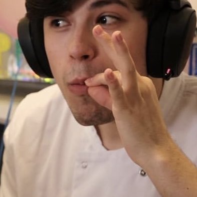 billznap_'s tweet photo. this stream was everything EVER!! #georgebakingstream https://t.co/Z8ii1XuDYw