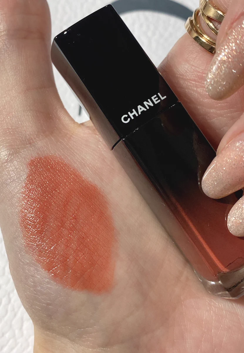 イエベの方におすすめ！CHANELのリップ「ルージュアリュールラック83番」が話題に！