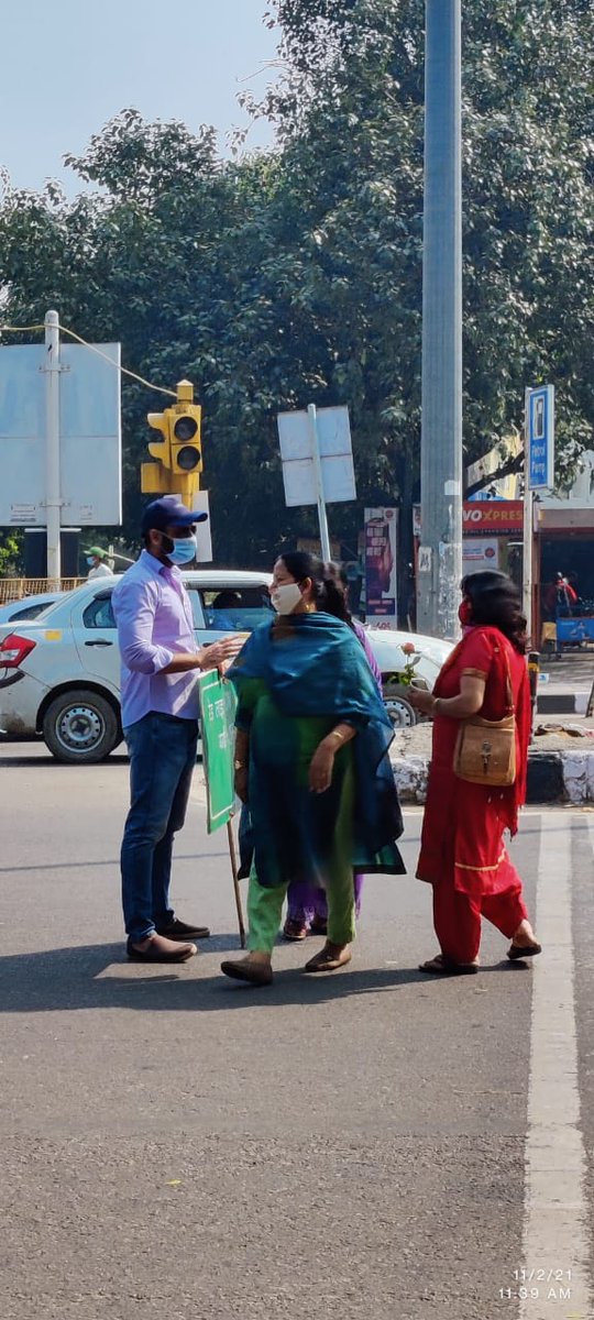 RahulBhrdwj30's tweet photo. माननीय मुख्यमंत्री @ArvindKejriwal जी,मालवीय नगर से जनता के लोकप्रिय विधायक श्री @attorneybharti जी के आदेशानुसार युद्ध प्रदूषण के विरुद्ध का सफल कार्यक्रम आज कार्यकर्ता साथियों ने विधानसभा के IIT दिल्ली रेड लाइट औरोबिंदो मार्ग पर किया #redlightonengineoff
संगठन मंत्री
वार्ड 61s https://t.co/he6gWodYws