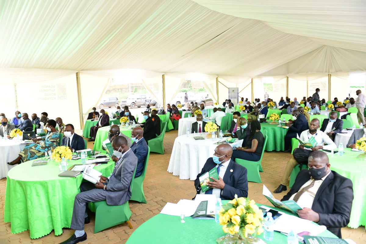 KEE_UG's tweet photo. @egis we have no ‘impossible’ in our vocabulary. We are a determined to do whatever it takes to make this project a success. Laurent Charles Nicolas, General Manager Egis Road Operation Uganda. #KeeEngagements #KEEUG #UNRA https://t.co/UjYVGSeZtZ