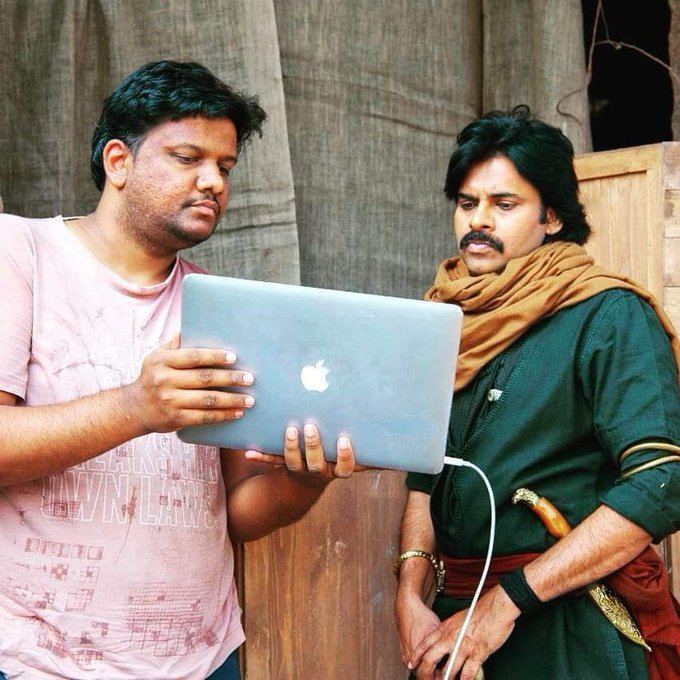 HHMVFilm's tweet photo. .@PawanKalyan From the sets of #HariHaraVeeraMallu https://t.co/44sbcTZaI3