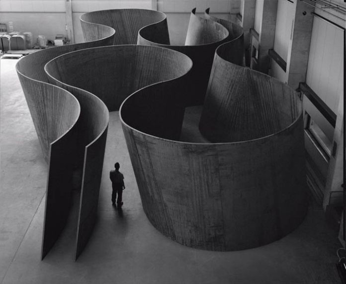 #fotodelgiorno:  #RichardSerra, Inside Out, 2013 foto di Lorenz Kienzle