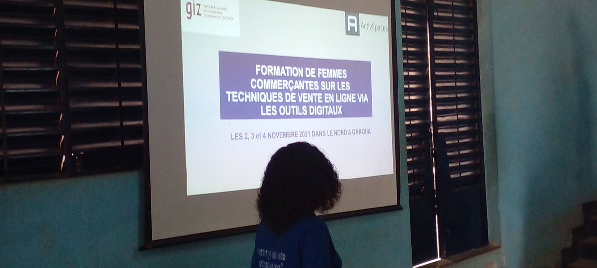 TairouAlioum's tweet image. Centre de Formation Professionnel de Garoua 2: 
Dans le cadre du #PRADEC 2 de #GIZ, les femmes entreprenantes de Garoua ont bénéficiées d&apos;une formation sur les techniques de vente en ligne afin d&apos;accroître leurs activités génératrices de revenus.
@alida_eboo 
@ActivSpaces