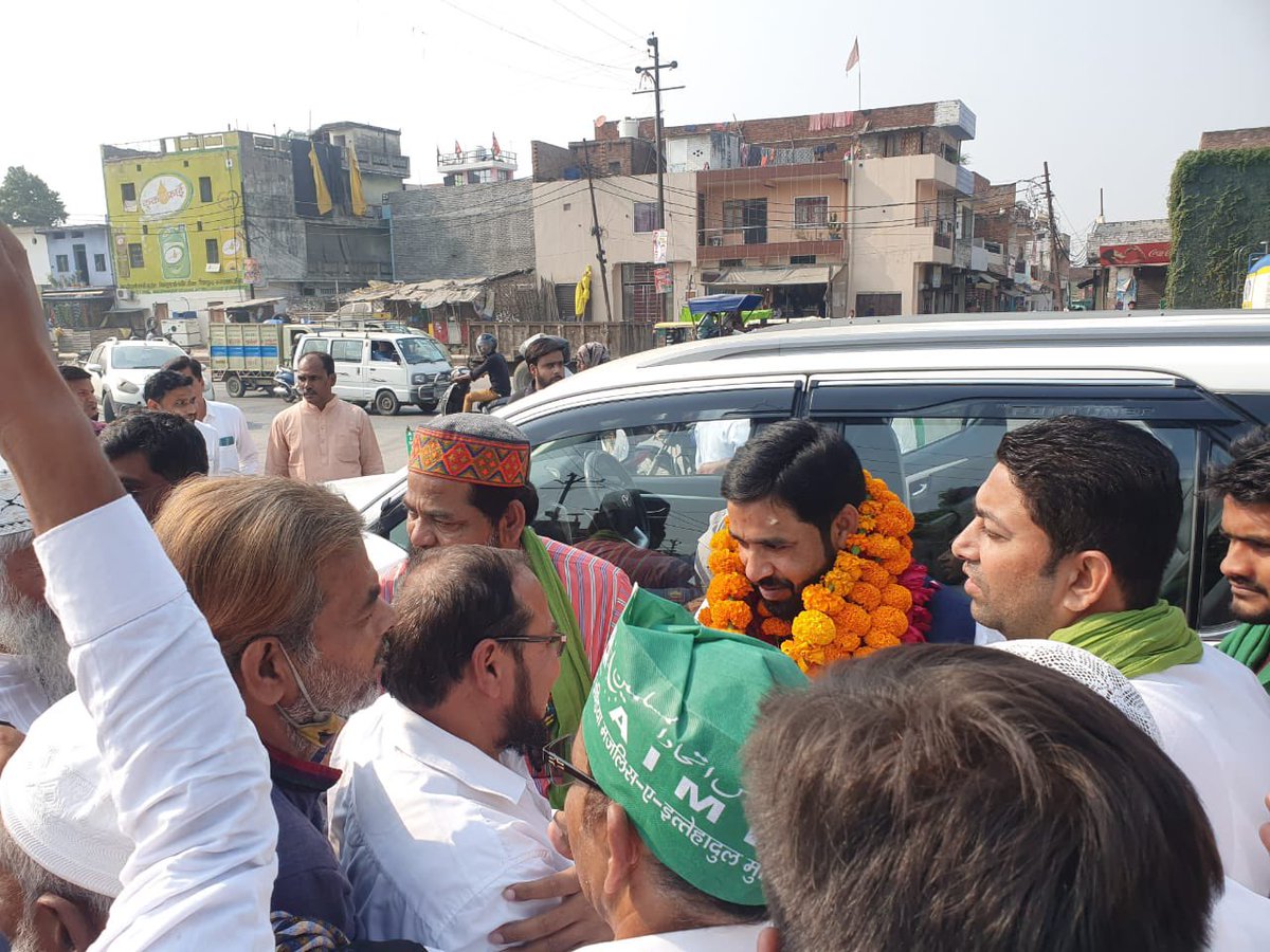 pathan_sumaya's tweet photo. Live from Kanpur........ https://t.co/DTxccEoSoP