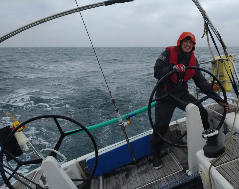 DaeviEvolution's tweet image. Te invitamos a conocer a Roger;  @BoixetSailing. Se ha marcado el gran reto de cruzar el atlántico con un principal motivo que es dar visibilidad al #Sindrome22q11. Quiere hacerlo para la #minitransat del 2023.

!Te lo explicamos todo en nuestro Blog!

ow.ly/wqPe50GE216