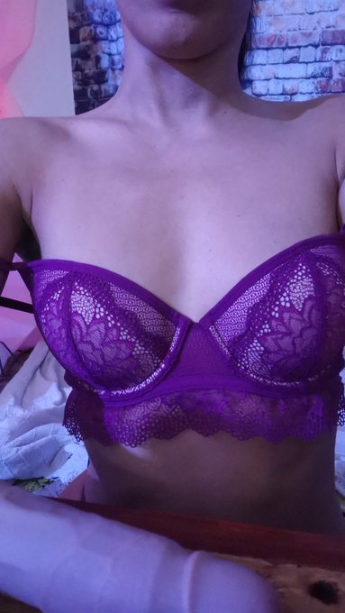 Vous pr&eacute;f&eacute;rez me voir sur cam4 ? Ou sur stripchat ? Ce soir ? https://t.co/az7Pwn7J5g<a href="/tag/cam4live"class="tags"><span>#cam4live</span></a><a href="/tag/covid19"class="tags"><span>#covid19</span></a><a href="/tag/8mai2020"class="tags"><span>#8mai2020</span></a>