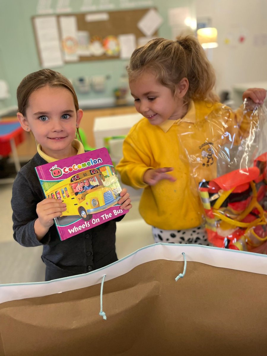 M&amp;Y delivers external works and donates £150 of toys to local nursery as part of nearby construction project 🛠️

The team has recently finalised works at local nursery, Bumblebees in Goose Green Wigan. 

Read more: my-maintenance.co.uk/news/my-delive…