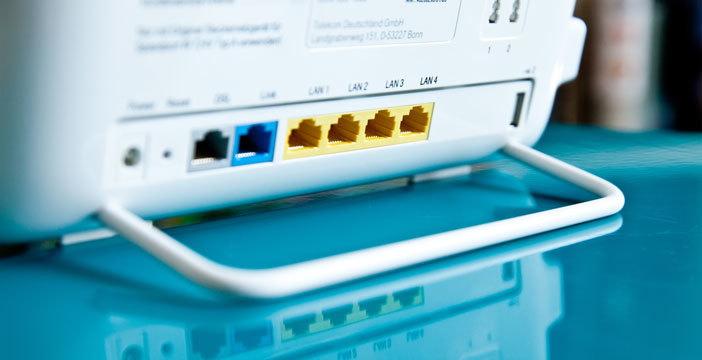 mdcnazionale's tweet photo. L'accesso alla rete è un tuo diritto, come quello di ricevere da tutti gli operatori offerte di accesso senza il loro modem, ma con uno da te liberamente acquistato.   
#modemlibero #netneutrality #consumatori https://t.co/SmrrBkc595