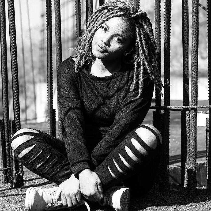 namaszim's tweet photo. Rest In Peace Lynn
NAMA nominated Dancer and Choreographer Lynn Mambwere @lynseylynn_ has passed on.
Lynn breathed her last this morning, Tuesday 2 November 2021
#RipLynn
@jcmczw @namapfumo https://t.co/clQ04M7R11