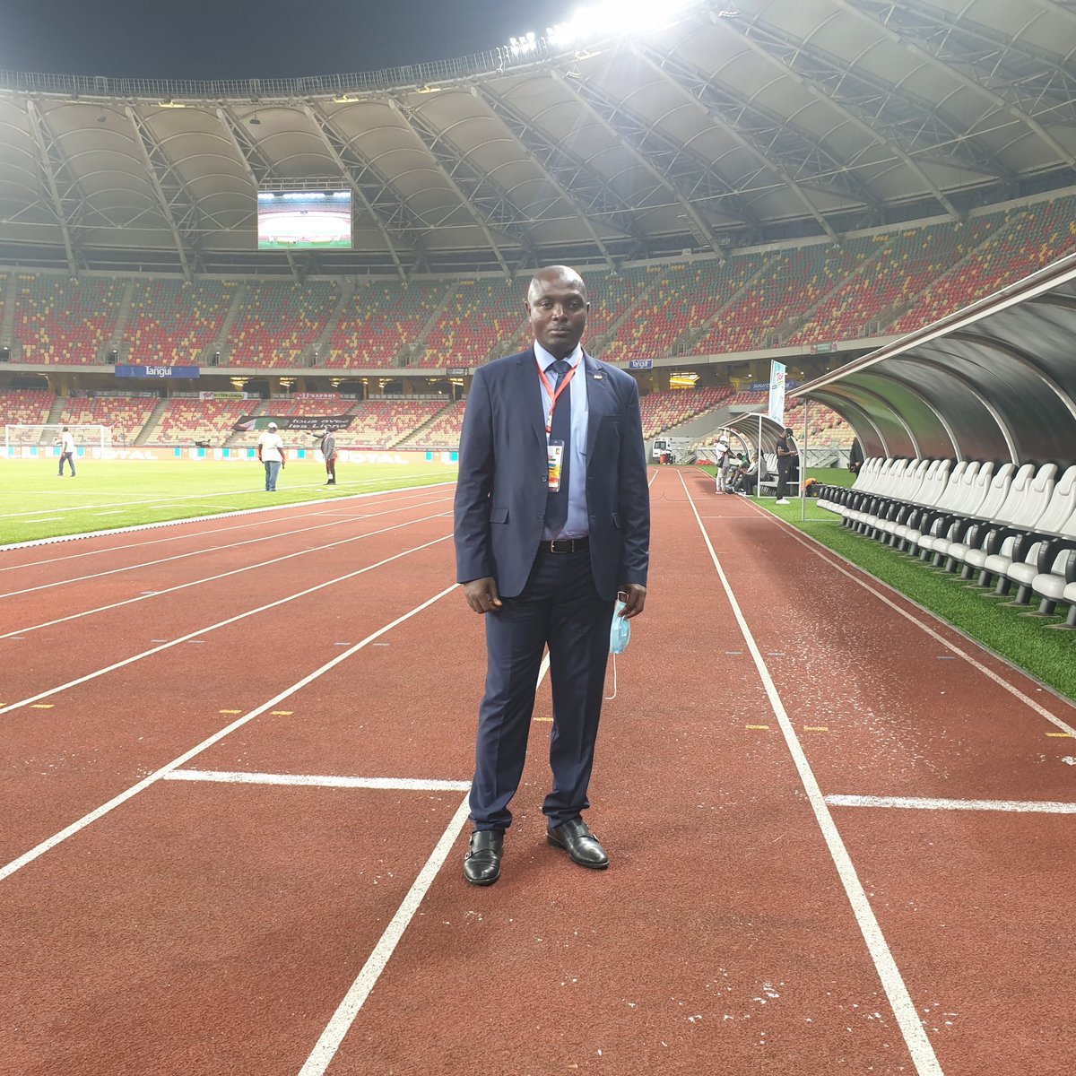AlexandreMuyen1's tweet photo. Japoma stadium https://t.co/LdPoTZQ6Ot