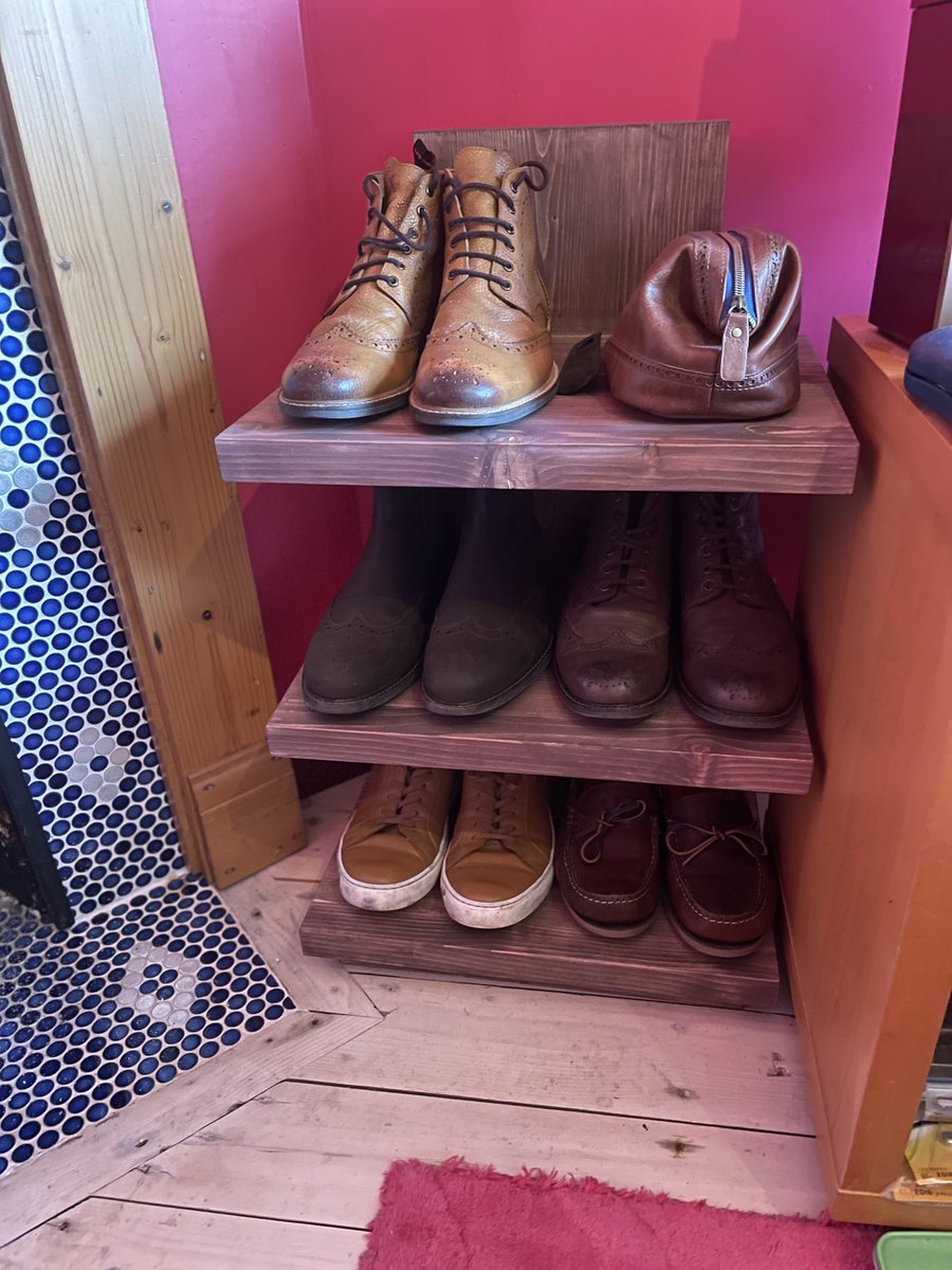 jakij's tweet photo. When you come home from work and your husband has built display shelves for his ⁦@lanxshoes⁩ 🤣 https://t.co/nHF4wBZtgU
