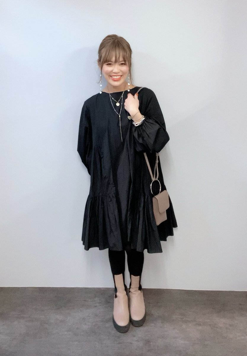 eri_happylife7's tweet photo. #今日のコーデ
#dress
#merlette
#boots
#remme
#bag
#POUTJOURU https://t.co/Qnoxbg57Lw