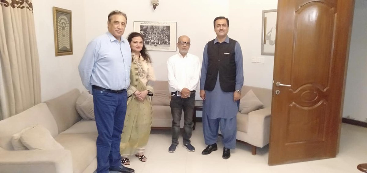 zakfoundation's tweet photo. PTI MPA Mr. @essel1 Dewan Sachal visited the resident of President ZAK Foundation Akber Ali Khan and discuss the agenda of ZAK Foundation. General Secretary Erum Akber and Convener Kashif Shaikh joined discussion. MPA Mr. Sachal admired the move of ZAK for prosperity of Pakistan. https://t.co/6O17XJGHfN
