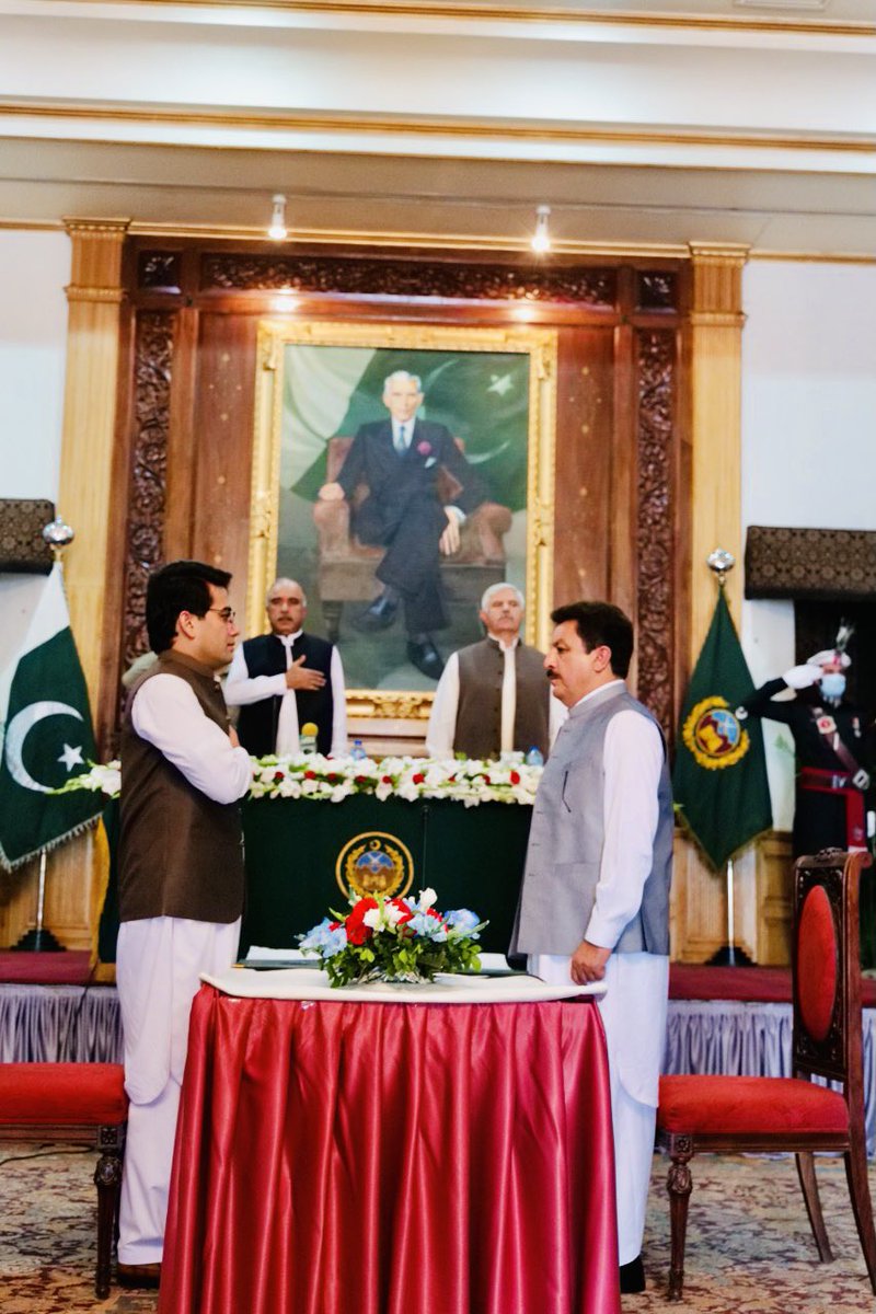 Upholding the vision of <a href="/ImranKhanPTI/">Imran Khan</a> &amp; serving my country with all my abilities is what I again vowed today at the hands of the respectable Mr.<a href="/ShahFarman_PTI/">Shah Farman</a> 

I'm grateful to CM <a href="/IMMahmoodKhan/">Mahmood Khan</a> &amp; all my well wishers.
#WeServeYou
