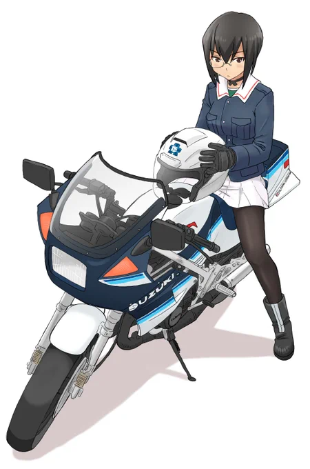 来年までに赤く塗っておこう。
 #いい2気筒の日 