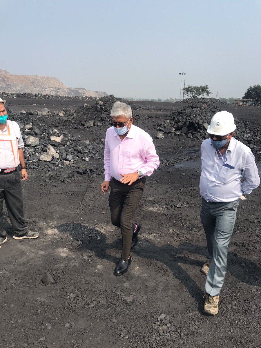 easterncoal's tweet image. CMD @easterncoal VISITS SALANPUR AREA ON 02.11.2021

Sri Prem Sagar Mishra, CMD ECL visited different mines of Salanpur Area where he interacted with Area GM &amp;amp; other HoDs and discussed various isssues related to improvement of production, despatch, productivity and safety.